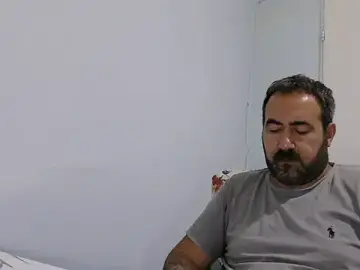 Stripchat Live Sex Cam of mio_jaks