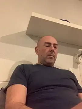 Stripchat Free Porn Cam of Richmcgee