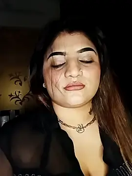 Stripchat Nude Webcam of Sanaya_Gil