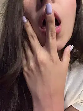 Stripchat Watch Live Sex Cams of LittleDoll___