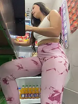 Stripchat Adult Webcams of LittleDoll___