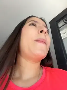 Stripchat Live Sex Cam of LittleDoll___