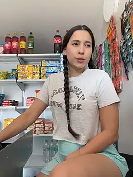 Stripchat Live Sex of LittleDoll___