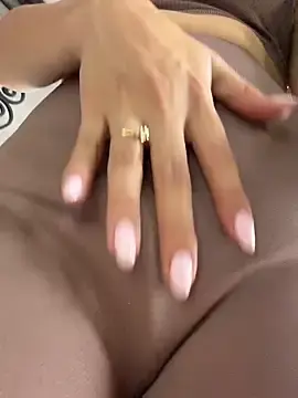 Stripchat Adult Webcams of LittleDoll___