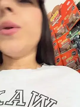 Stripchat Live Sex of LittleDoll___