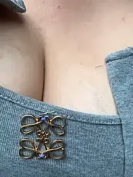 Stripchat Free Porn Cam of May-Squirt