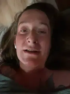 Stripchat Live Sex Cam of Mini_And_The_Bear