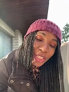 Stripchat Nude Webcam of ShantelSexyYoungMilfie