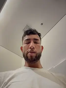 Stripchat Free Live Porn of liam_bronw