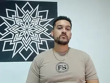 Stripchat Adult Video Chat of _CHRIS-DENNIS_