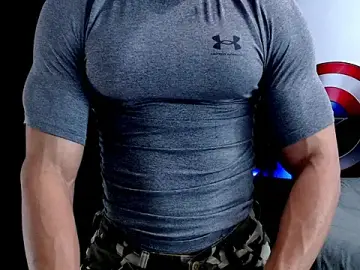 Stripchat Live Sex Cam of Antonywebb94