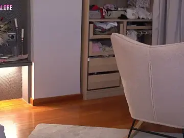 Stripchat Nude Webcam of LexieLoree