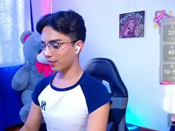Stripchat Sex Chat of OwenBluee