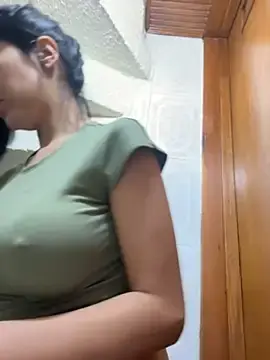 Stripchat Live Sex of _Nina_1