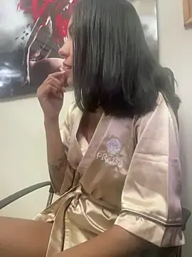 Stripchat Adult Video Chat of julieta_fn