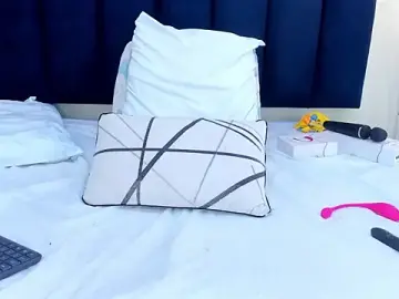 Stripchat Live Sex Cam of mayaevansmg