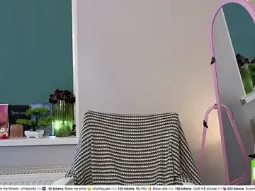 Stripchat Sex Cam of sweetuniporn