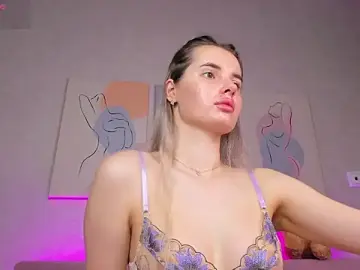 Stripchat Adult Webcam of Erika_Carpenter