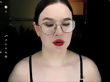 Stripchat Live Sex Cam of MyNameIsLilith