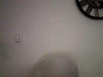 Stripchat Live Sex Cam of avajade