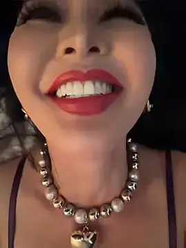 Stripchat Live Sex Cam of Cum2Thailandx