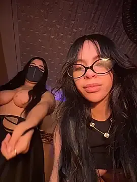 Stripchat Sex Cam of ORLA86