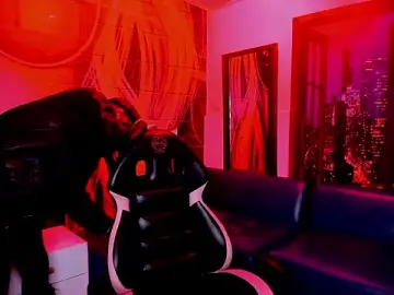 Stripchat Live Sex Cam of Rouse_darkk