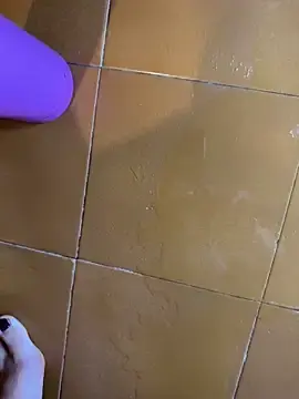 Stripchat Free Live Porn of Wet-Pussycat