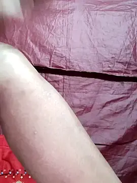 Stripchat Free Porn Cam of Gulapi_N