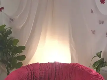 Stripchat Free Live Porn of MaydaFoulk