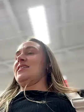 Stripchat Sex Chat of lunagirl13