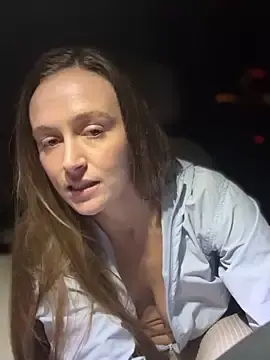 Stripchat Free Porn Cam of lunagirl13