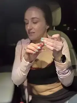 Stripchat Adult Webcam of lunagirl13