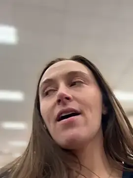 Stripchat Live Sex of lunagirl13