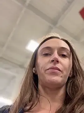 Stripchat Live Sex of lunagirl13