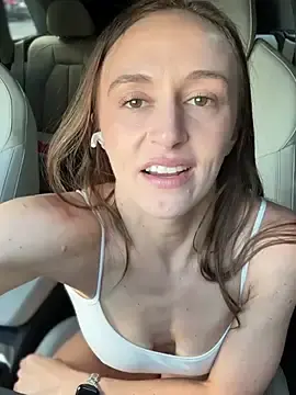 Stripchat Free Live Porn of lunagirl13