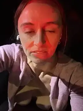 Stripchat Watch Live Sex Cams of lunagirl13