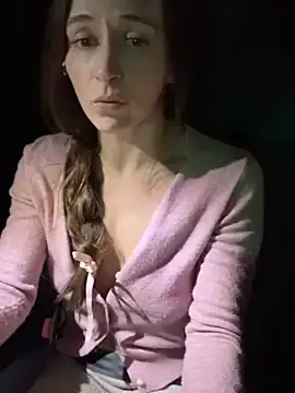 Stripchat Free Porn Cam of lunagirl13