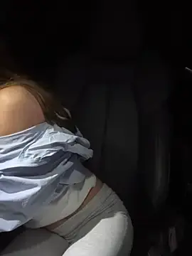 Stripchat Adult Video Chat of lunagirl13