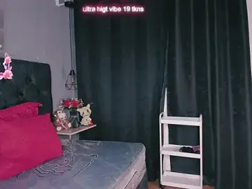 Stripchat Free Porn Cam of miia_moore_