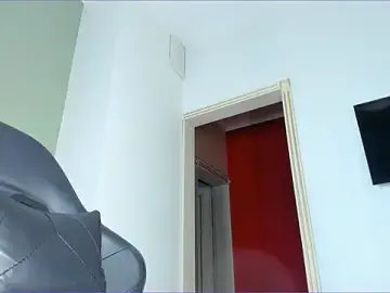 Stripchat Free Live Porn of taeni_lara