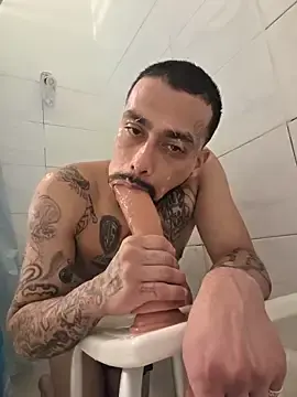 Stripchat Nude Webcam of Cnutt310