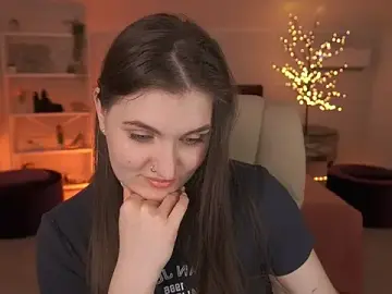 Stripchat Sex Cam of EmmyCharmm