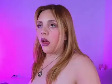 Stripchat Live Sex of MiaColucci18