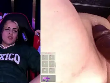 Stripchat Live Porn of Sayreth_