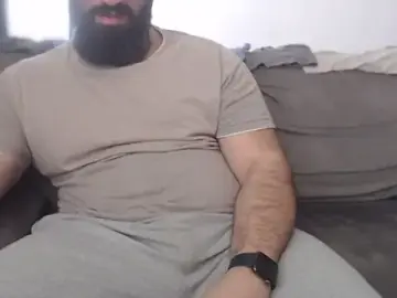 Stripchat Live Sex Cam of hugemachohandsome