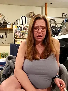 Stripchat Live Sex of MsShelby40