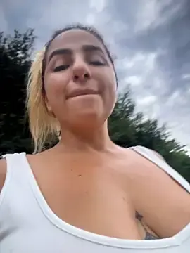 Stripchat Watch Live Sex Cams of sammyqueenx21