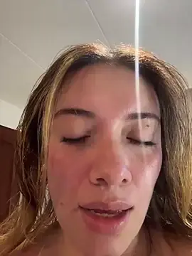 Stripchat Free Live Porn of valery_mora