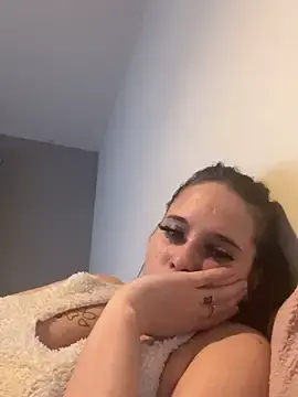 Stripchat Free Porn Cam of LollyLooLooxox